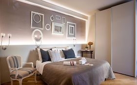 Elegant Location In Florence - 2 Free Parking!